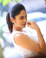 Actress Nandita Swetha At Bluff Master Interview Pictures