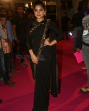 Actress Nivetha Thomas At Zee Apsara Awards  Photos
