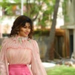 Oviya 25 Actress Oviya At Kalavani Press Meet Pictures