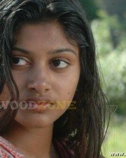 Actress Oviya In Kalavani Movie