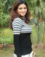 Actress Oviya In Marina Press Show Event Photos