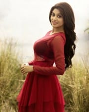 Actress Oviya Photoshoot Stills