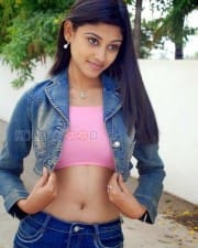 Actress Oviya Sexy Pictures