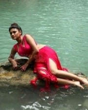 Actress Oviya Unseen Spicy Photos