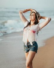 Actress Parvati Nair Sexy Beach Photos 02