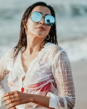 Actress Parvati Nair Sexy Beach Photos 03