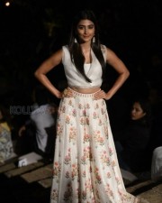 Actress Pooja Hegde At Lakme Fashion Week Photos