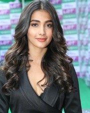Actress Pooja Hegde At The Launch Of Oppo F Pro Mobile Photos