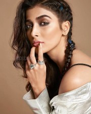 Actress Pooja Hegde Sexy Glamour Photos