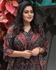 Actress Poorna at Aha Manchi Rojulochaie And 3 Roses Success Meet Photos 05