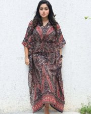Actress Poorna at Aha Manchi Rojulochaie And 3 Roses Success Meet Photos 12