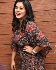 Actress Poorna at Aha Manchi Rojulochaie And 3 Roses Success Meet Photos 29