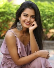 Actress Priyanka Jain At Chalte Chalte Movie Teaser Launch Photos