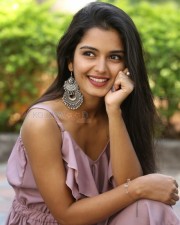 Actress Priyanka Jain At Chalte Chalte Movie Teaser Launch Photos