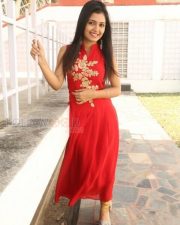 Actress Priyanka Jain New Stills