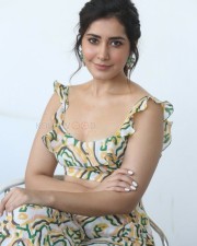 Raashii Khanna 43 Actress Raashi Khanna At Prathi Roju Pandage Movie Interview Photos