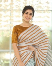 Raashii Khanna 4 Actress Raashi Khanna At Prati Roju Pandage Movie Thanks Meet Pictures