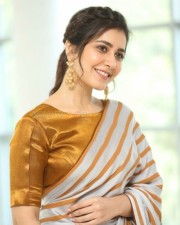 Actress Raashi Khanna At Prati Roju Pandage Movie Thanks Meet Pictures