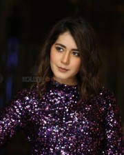 Actress Raashi Khanna At Prati Roju Pandage Trailer Launch Event Pictures