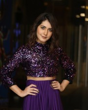 Actress Raashi Khanna At Prati Roju Pandage Trailer Launch Event Pictures