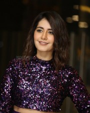 Actress Raashi Khanna At Prati Roju Pandage Trailer Launch Event Pictures
