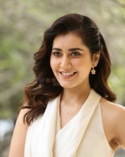 Actress Raashi Khanna At World Famous Lover Movie Interview Pictures