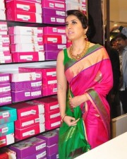 Raashii Khanna 34 Actress Raashi Khanna In Saree At R