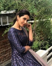 Raashii Khanna 26 Actress Raashi Khanna Instagram Photos