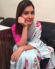 Raashii Khanna 24 Actress Raashi Khanna Instagram Photos
