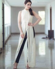 Raashii Khanna 9 Actress Raashi Khanna Latest Photoshoot Photos