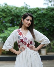 Raashii Khanna 6 Actress Raashi Khanna New Photo Shoot Pictures