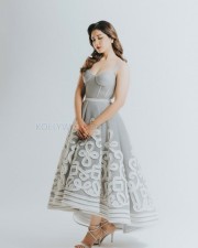 Raashii Khanna 60 Actress Raashi Khanna New Photoshoot Pictures