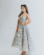 Raashii Khanna 58 Actress Raashi Khanna New Photoshoot Pictures