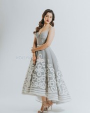 Raashii Khanna 55 Actress Raashi Khanna New Photoshoot Pictures