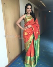 Actress Raashi Khanna Saree Stills