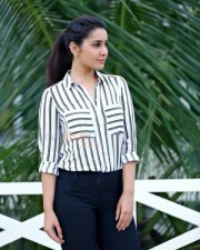 Raashii Khanna 37 Actress Raashi Khanna Sexy Photoshoot Pictures