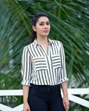 Raashii Khanna 36 Actress Raashi Khanna Sexy Photoshoot Pictures