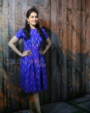 Raashii Khanna 22 Actress Raashi Khanna Sexy Photoshoot Pictures