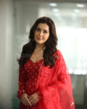 Actress Raashi Khanna at Telusu Kada Movie Interview Pictures 06