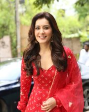 Actress Raashi Khanna at Telusu Kada Movie Interview Pictures 30