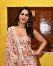 Actress Raashi Khanna at Telusu Kada Movie Trailer Launch Photos 02