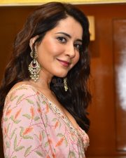 Actress Raashi Khanna at Telusu Kada Movie Trailer Launch Photos 04