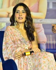 Actress Raashi Khanna at Telusu Kada Movie Trailer Launch Photos 15