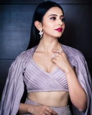 Actress Rakul Preet Singh Cute Pic 01