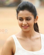 Actress Rakul Preet Singh Sexy Pictures