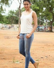 Actress Rakul Preet Singh Sexy Pictures