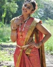 Actress Rakul Preet Singh Traditional Saree Photos