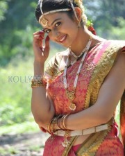 Actress Rakul Preet Singh Traditional Saree Photos