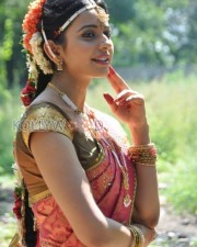Actress Rakul Preet Singh Traditional Saree Photos