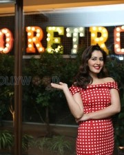 Raashii Khanna 19 Actress Rashi Khanna Birthday Pictures